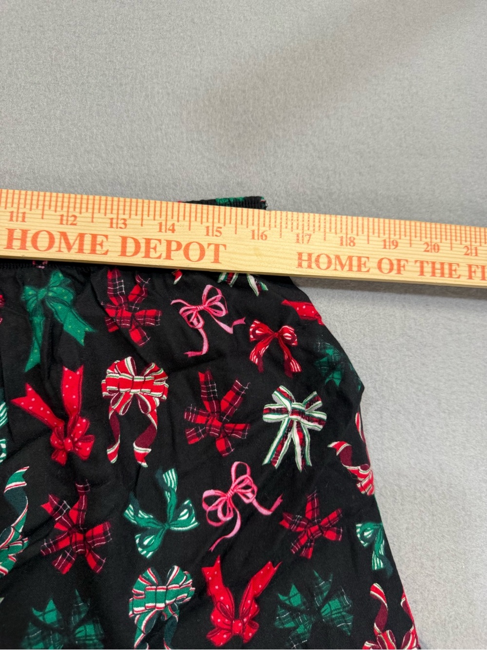 PINK Victoria's Secret Black Lounge Shorts with Red, Green & Pink Bows - Picture 4 of 4
